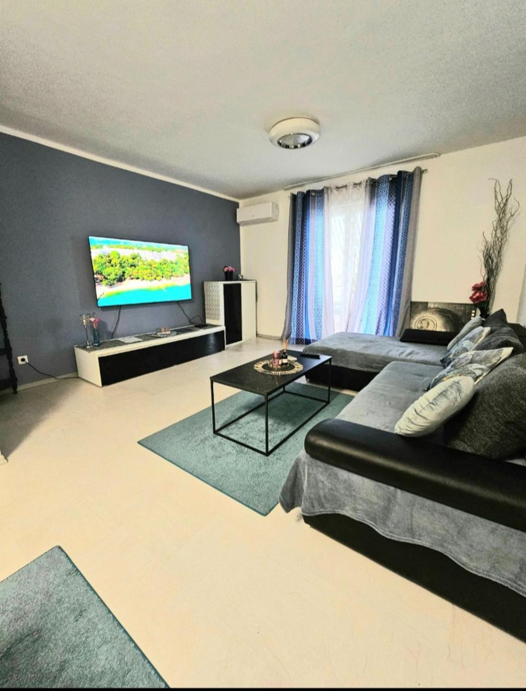 Apartment Tanja Porec Bagian luar foto